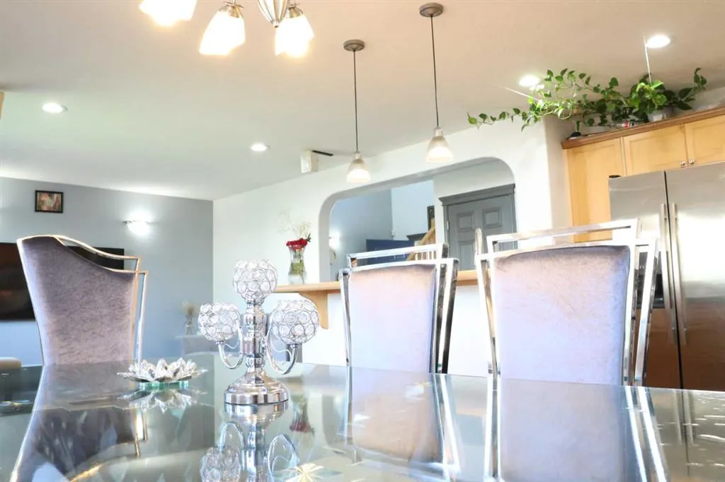 266 Martha's Manor NE