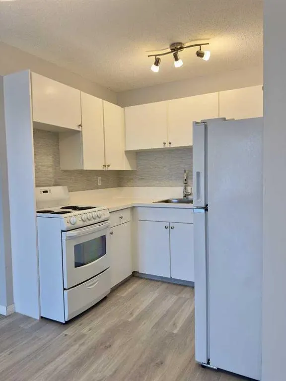 5601 Dalton Drive NW, #406C