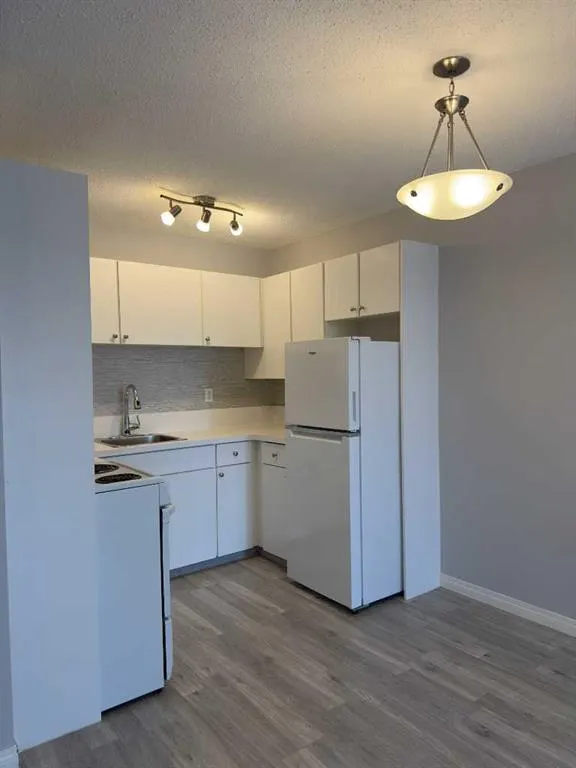 5601 Dalton Drive NW, #406C
