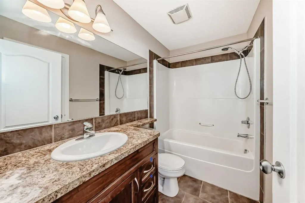 2370 Bayside Road SW, #7012