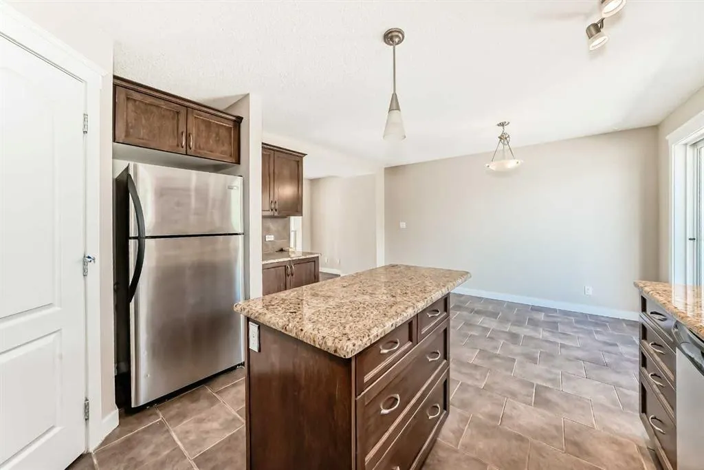 2370 Bayside Road SW, #7012