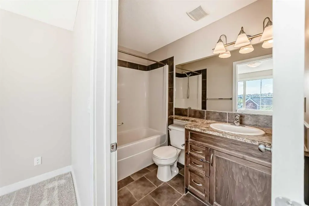 2370 Bayside Road SW, #7012