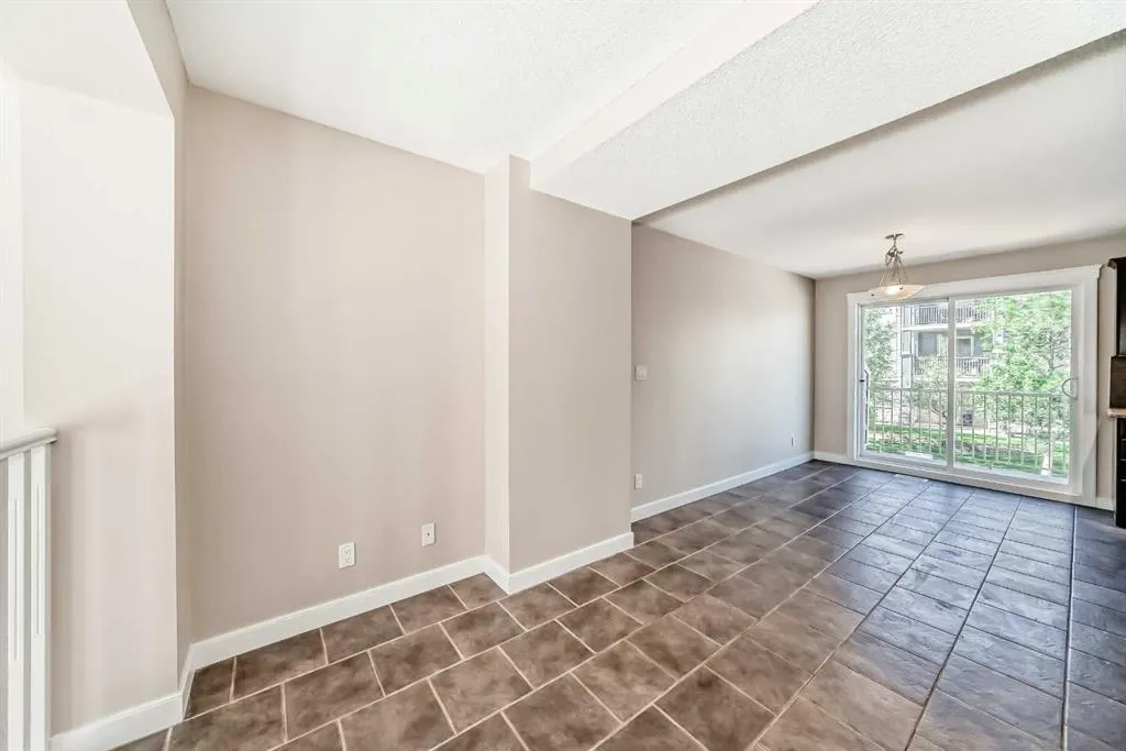 2370 Bayside Road SW, #7012