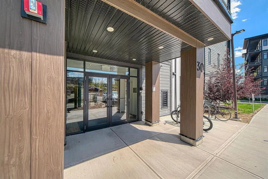 30 Sage Hill Walk NW, #104