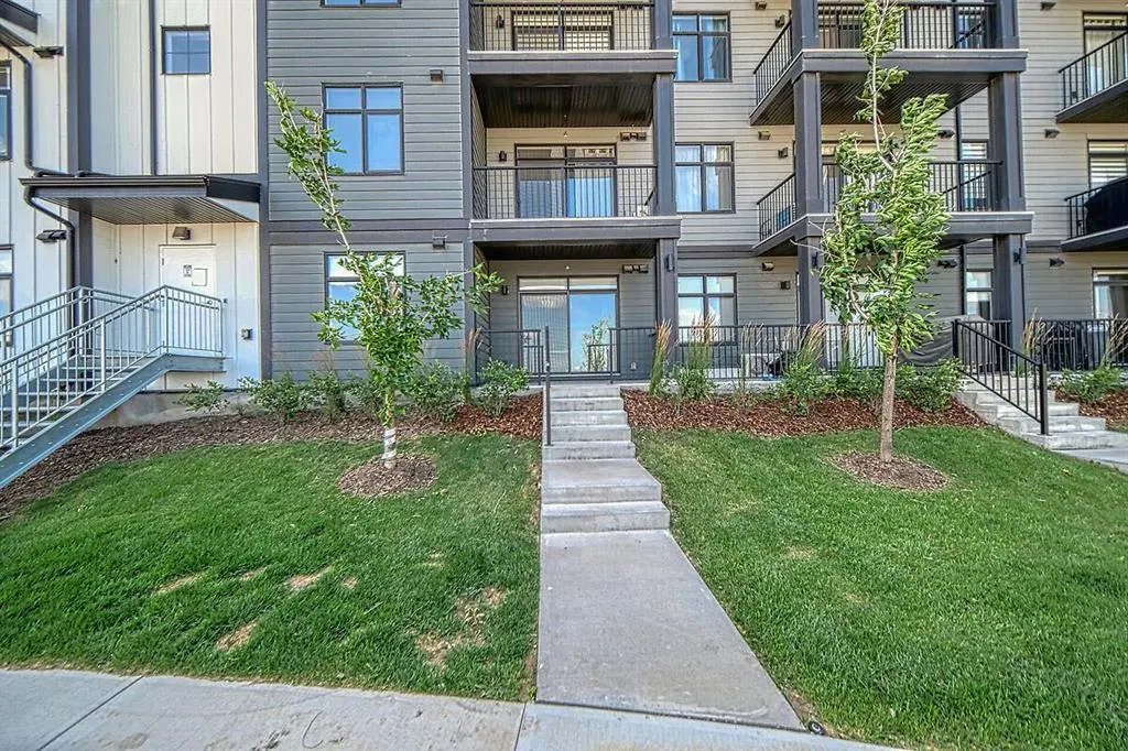 30 Sage Hill Walk NW, #104
