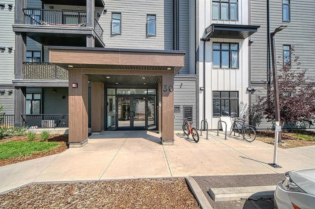 30 Sage Hill Walk NW, #104