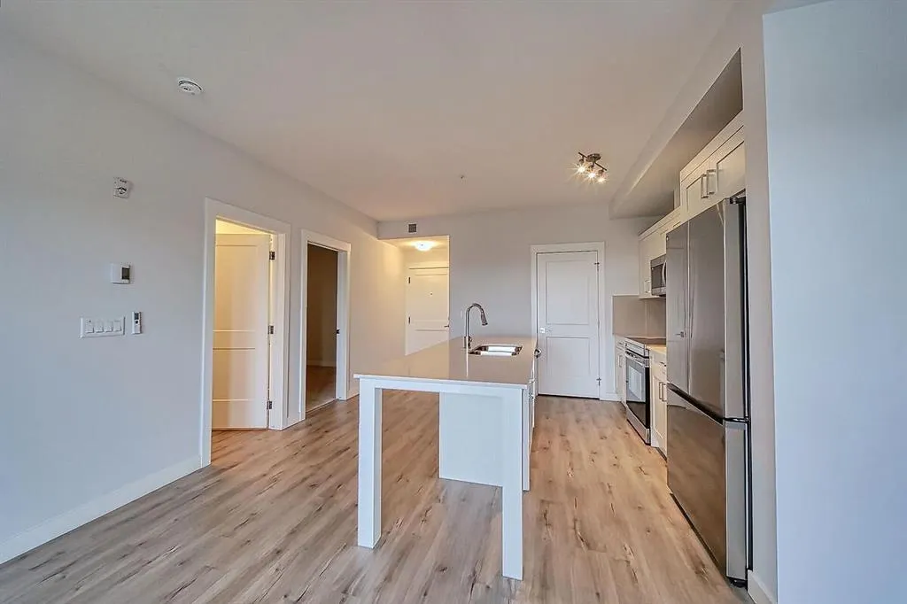 30 Sage Hill Walk NW, #104