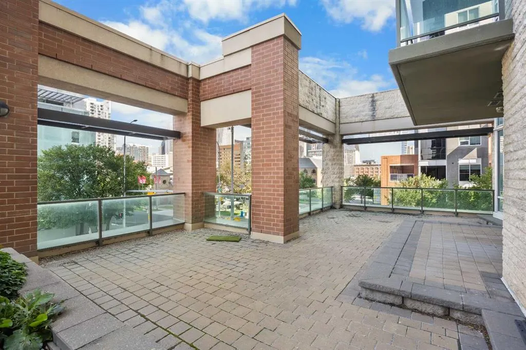 1410 1 Street SE, #201