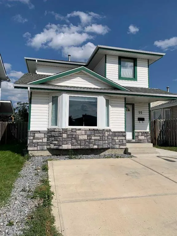 55 Elliot Crescent