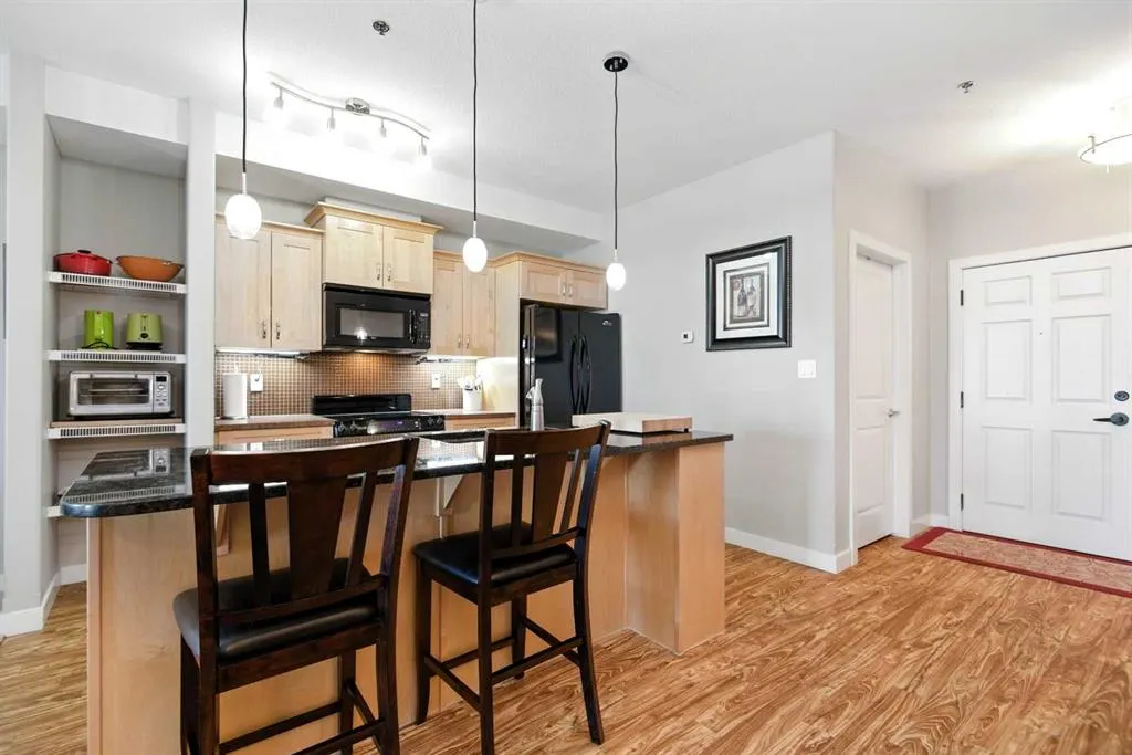 5213 61 Street, #315