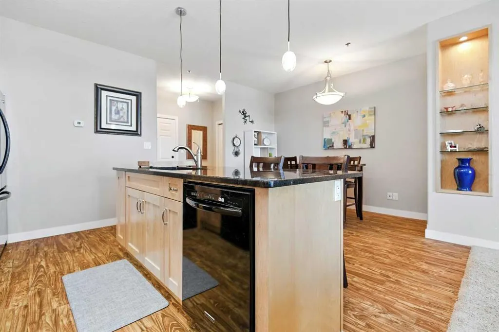 5213 61 Street, #315