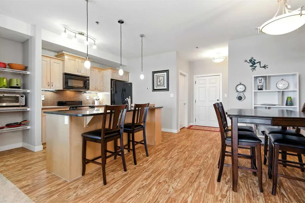 5213 61 Street, #315