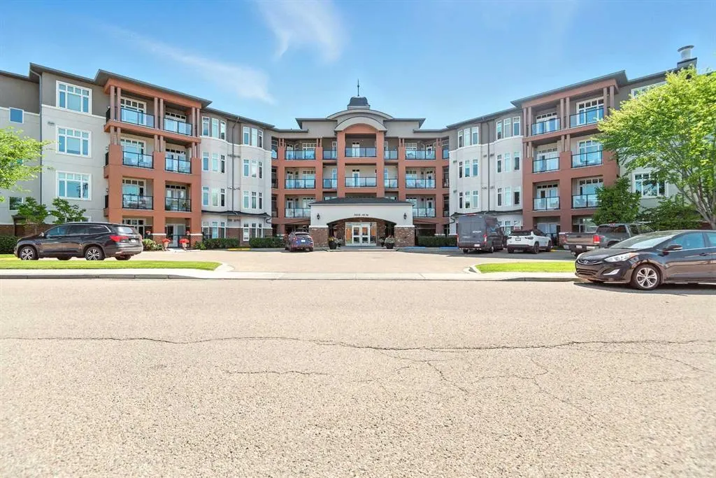 5213 61 Street, #315