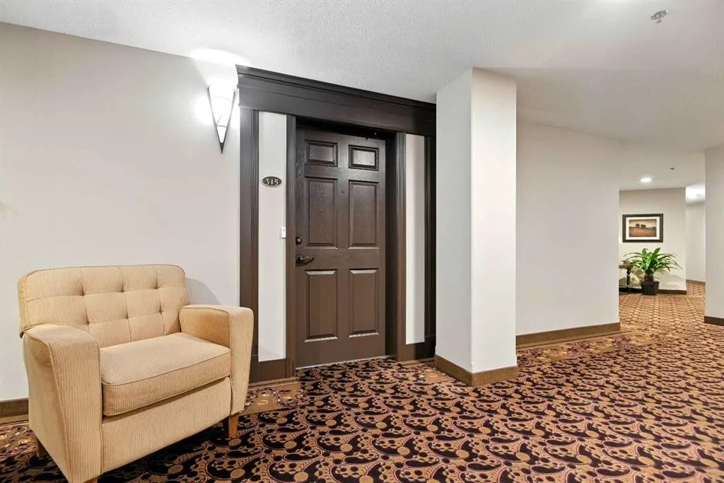 5213 61 Street, #315