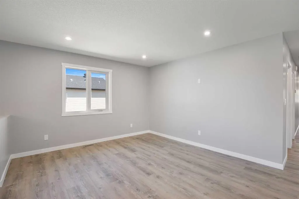 109 Aztec Crescent