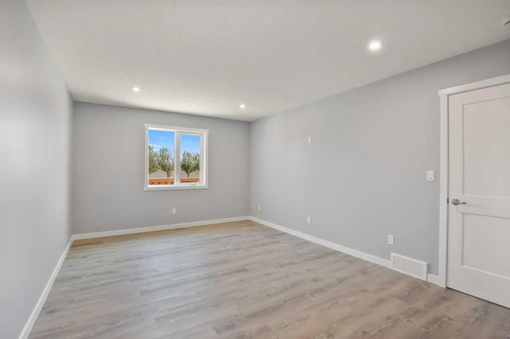 109 Aztec Crescent