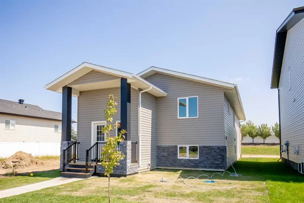 109 Aztec Crescent