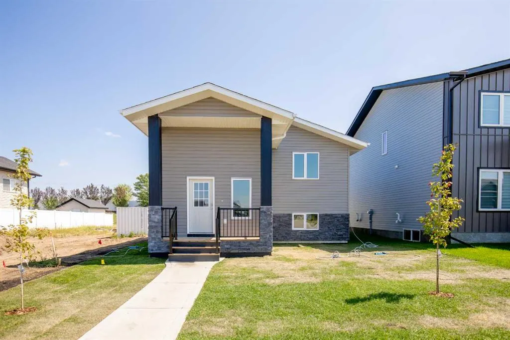109 Aztec Crescent