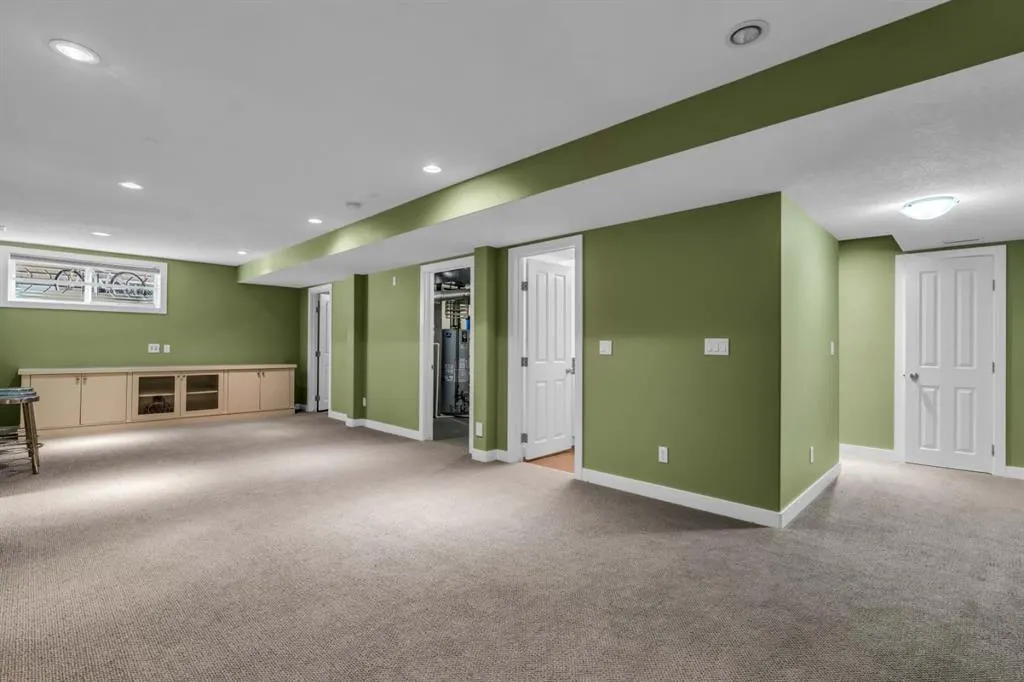 16 Cougartown Close SW