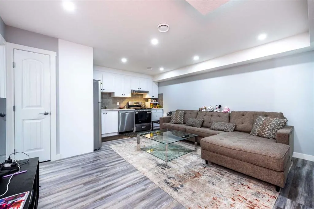 103 Ravenskirk Road SE