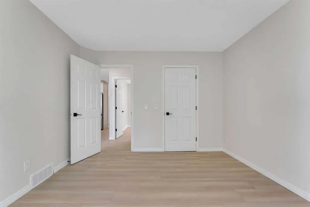 135 Hidden Way NW