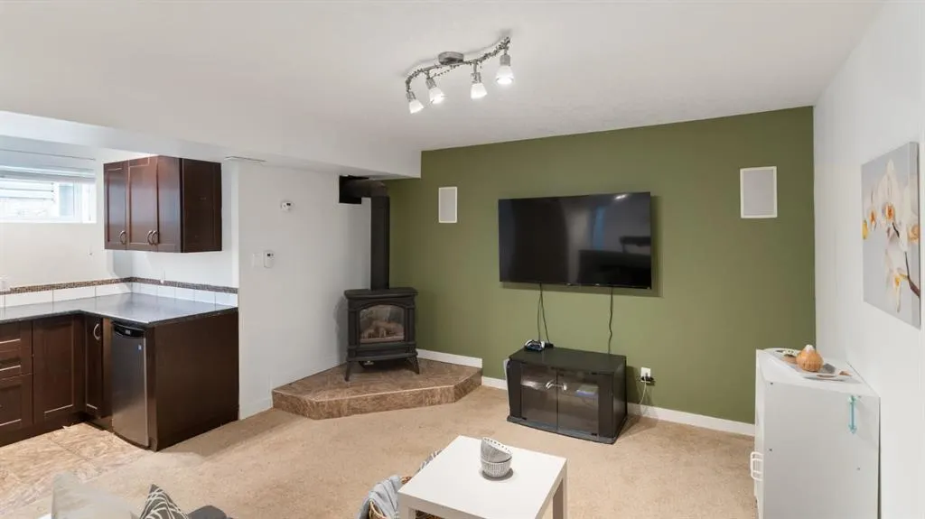 37 Legacy Gate SE