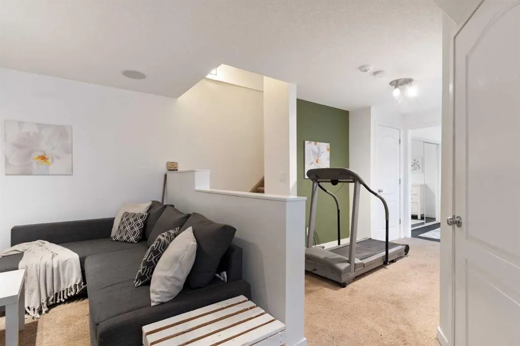 37 Legacy Gate SE
