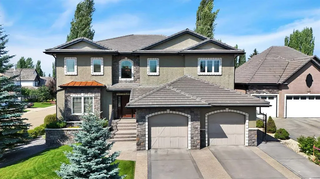 107 Alexander Crescent