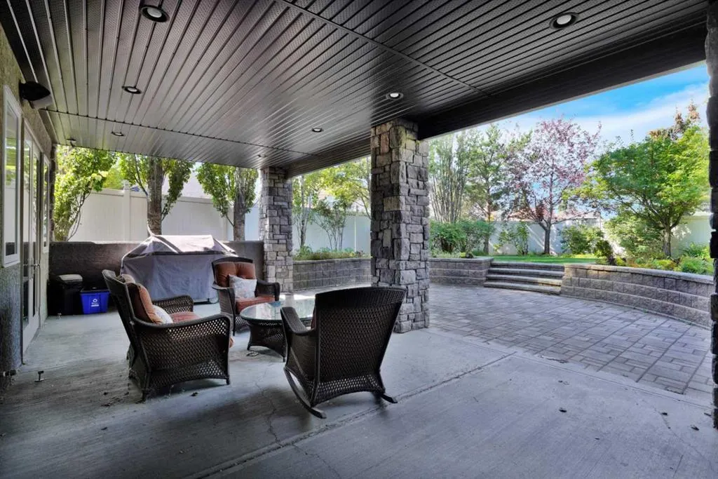 107 Alexander Crescent