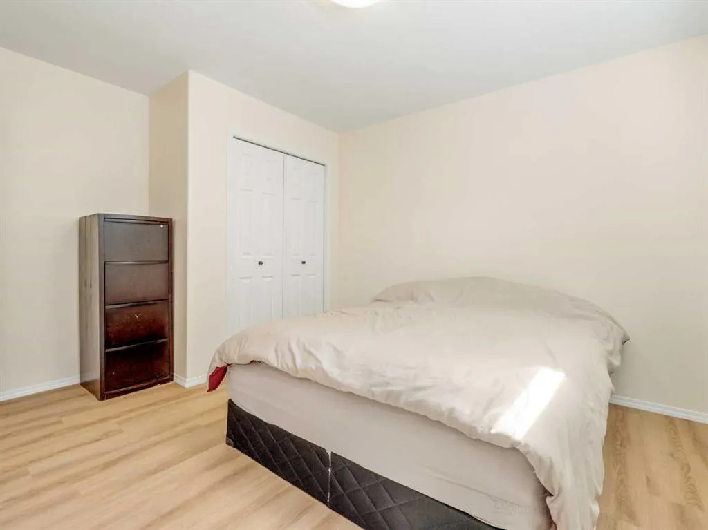 656 Florence Ho Leong Crescent N