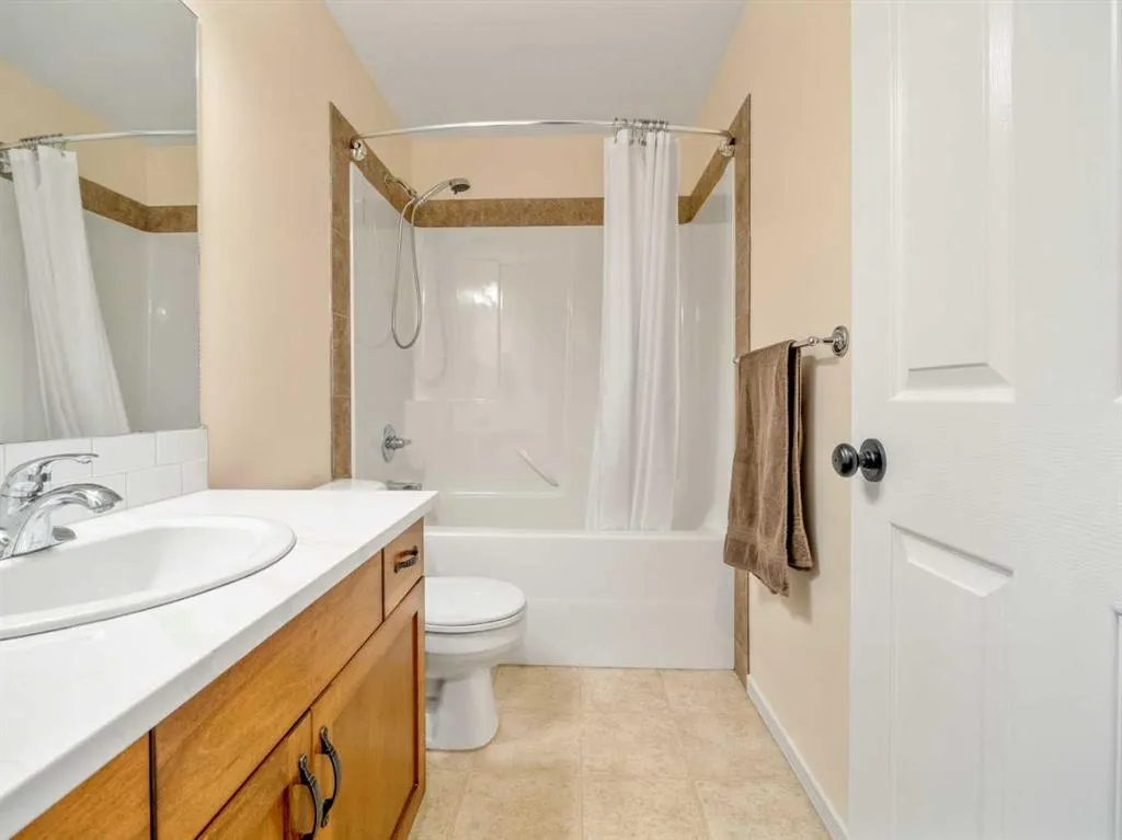 656 Florence Ho Leong Crescent N