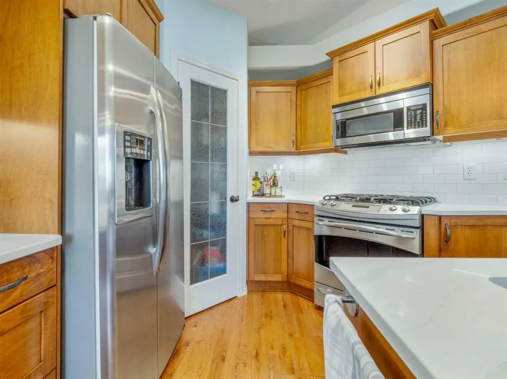 656 Florence Ho Leong Crescent N