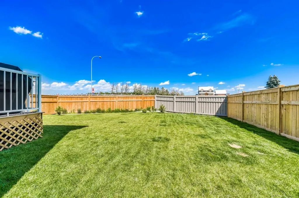 20 Magnolia Bay SE