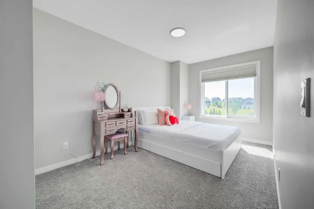 20 Magnolia Bay SE