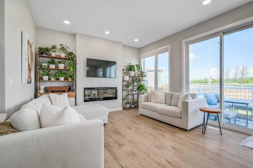 20 Magnolia Bay SE