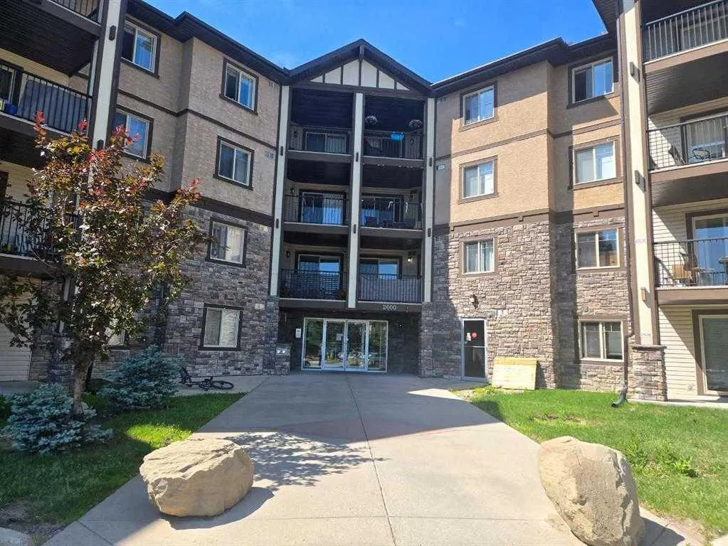 60 Panatella Street NW, #2209