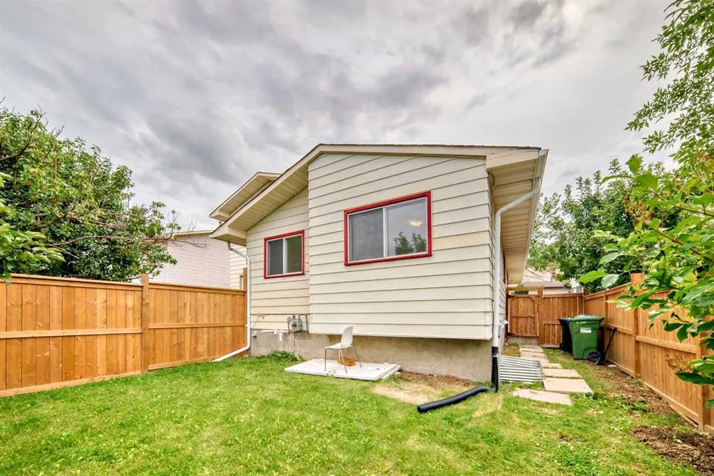 28 Berkley Close NW