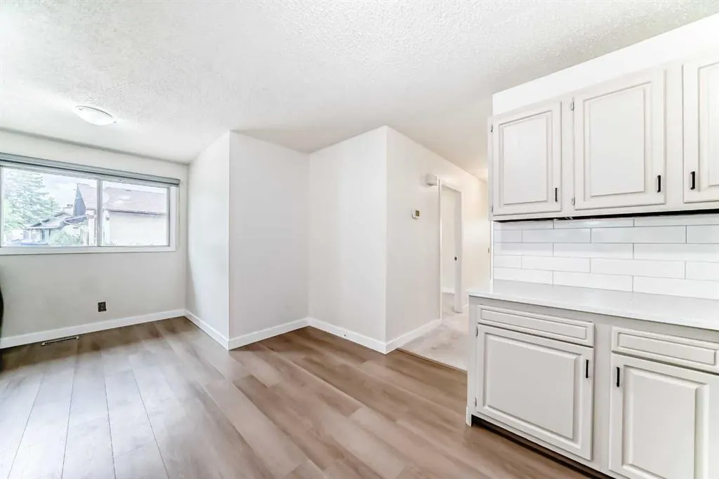 28 Berkley Close NW