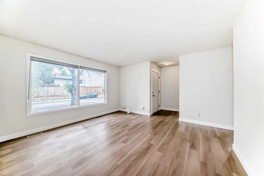 28 Berkley Close NW