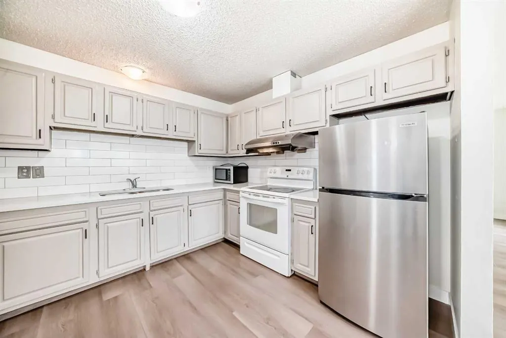 28 Berkley Close NW