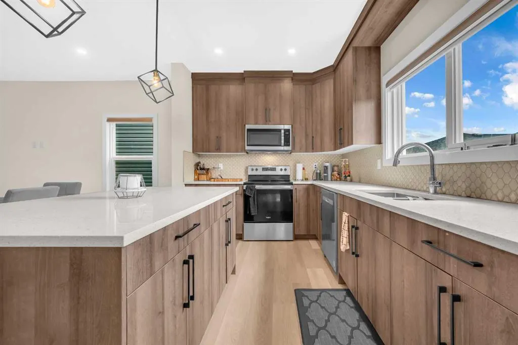 101 Midtown Close SW