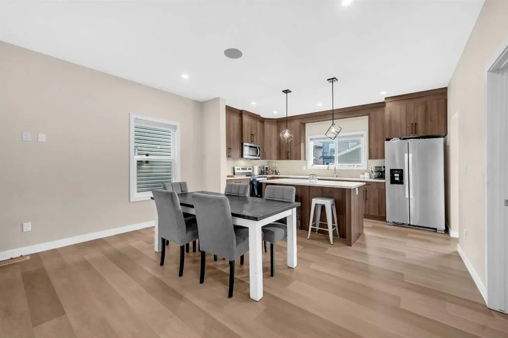 101 Midtown Close SW