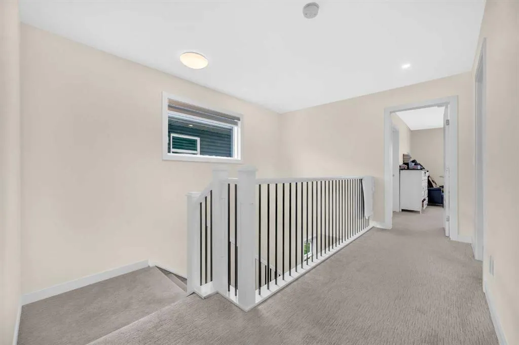 101 Midtown Close SW