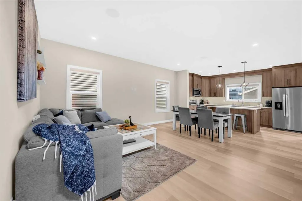 101 Midtown Close SW