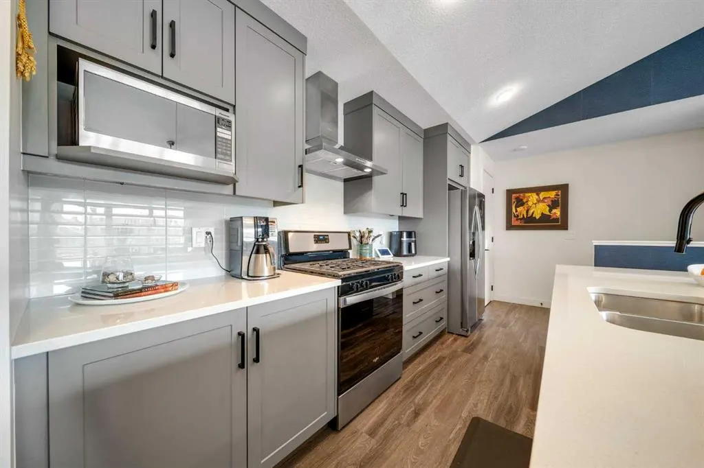 100 Walgrove Court SE, #3110