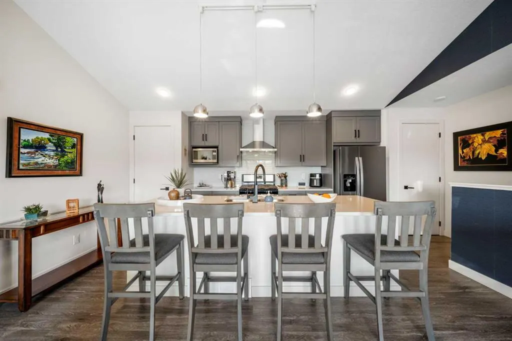 100 Walgrove Court SE, #3110