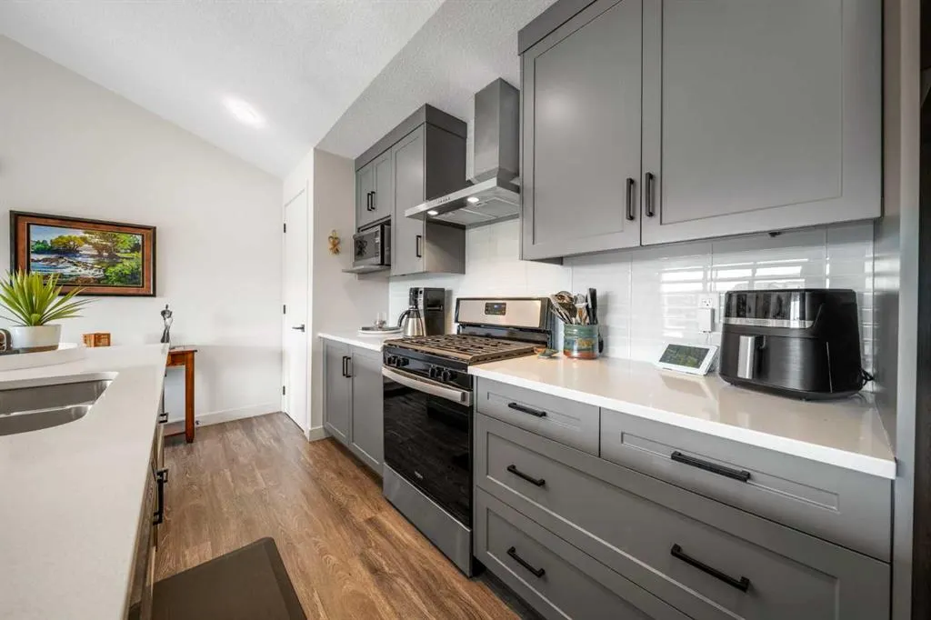 100 Walgrove Court SE, #3110