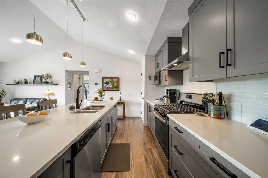 100 Walgrove Court SE, #3110