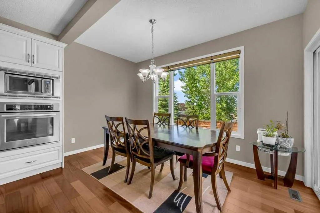 199 Auburn Glen Drive SE