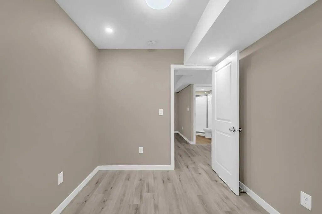 199 Auburn Glen Drive SE